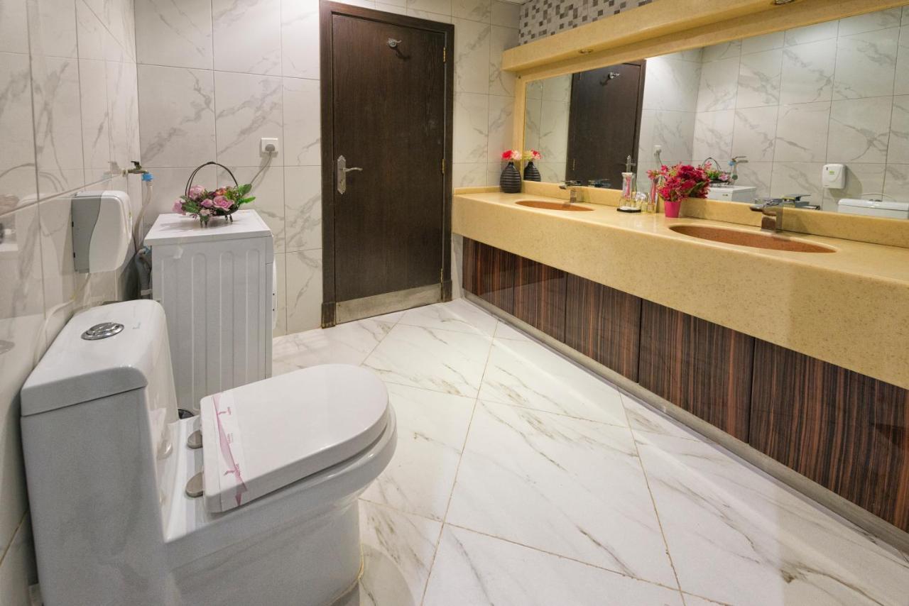 Elite Al Hamra - Al Cornich Aparthotel เจดดาห์ ภายนอก รูปภาพ