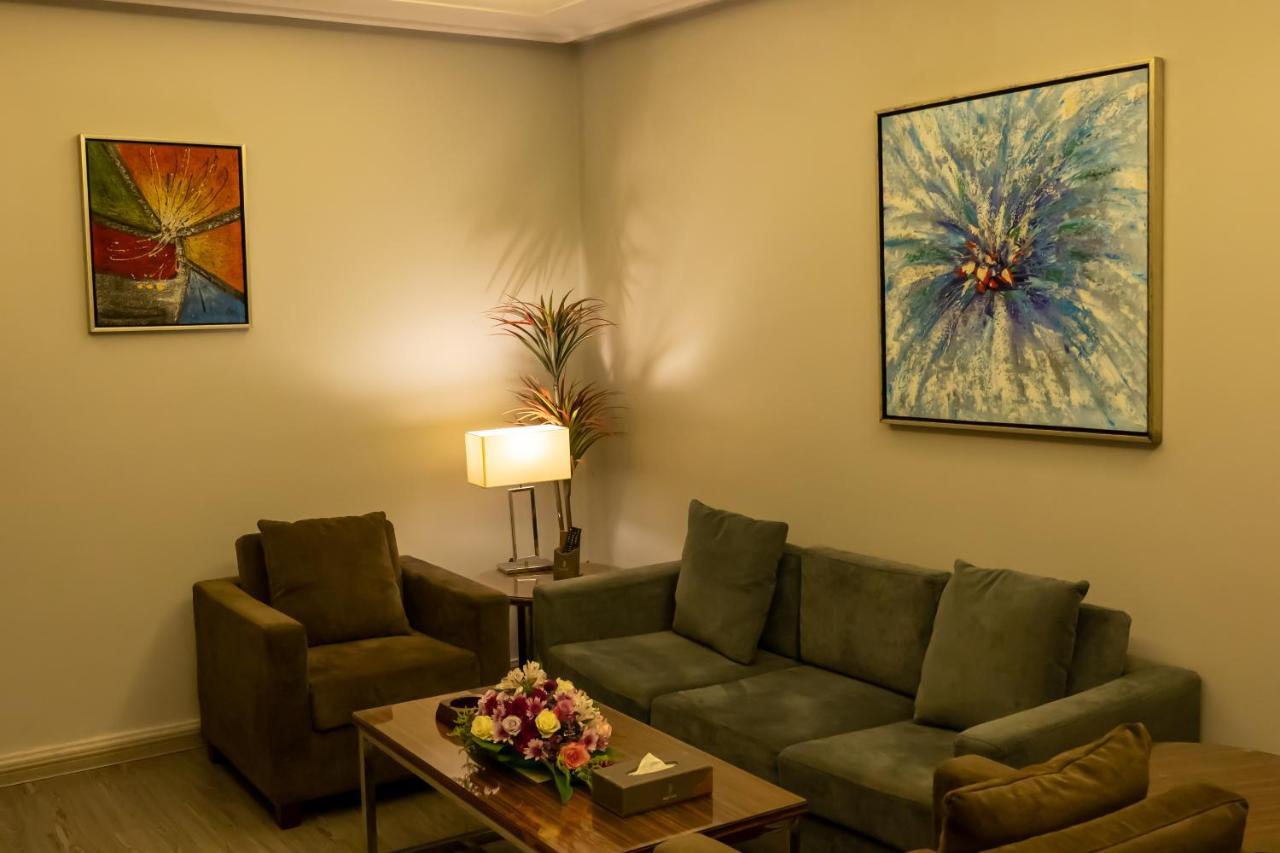 Elite Al Hamra - Al Cornich Aparthotel เจดดาห์ ภายนอก รูปภาพ